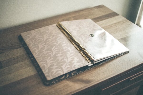 -luxurious-spiral-notebook-on-display